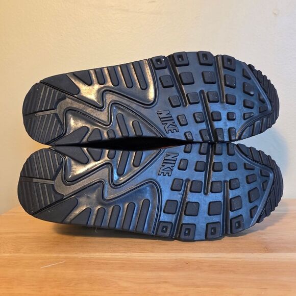 Nike Air Max 90 Speed Red Black White IF0670-600 Men's Size 9 - Picture 6 of 8